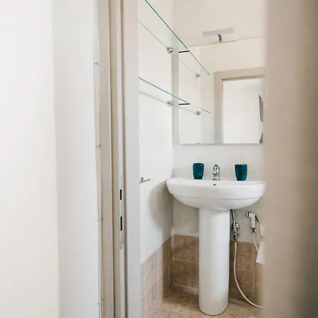 - With Sea View - Apartman *